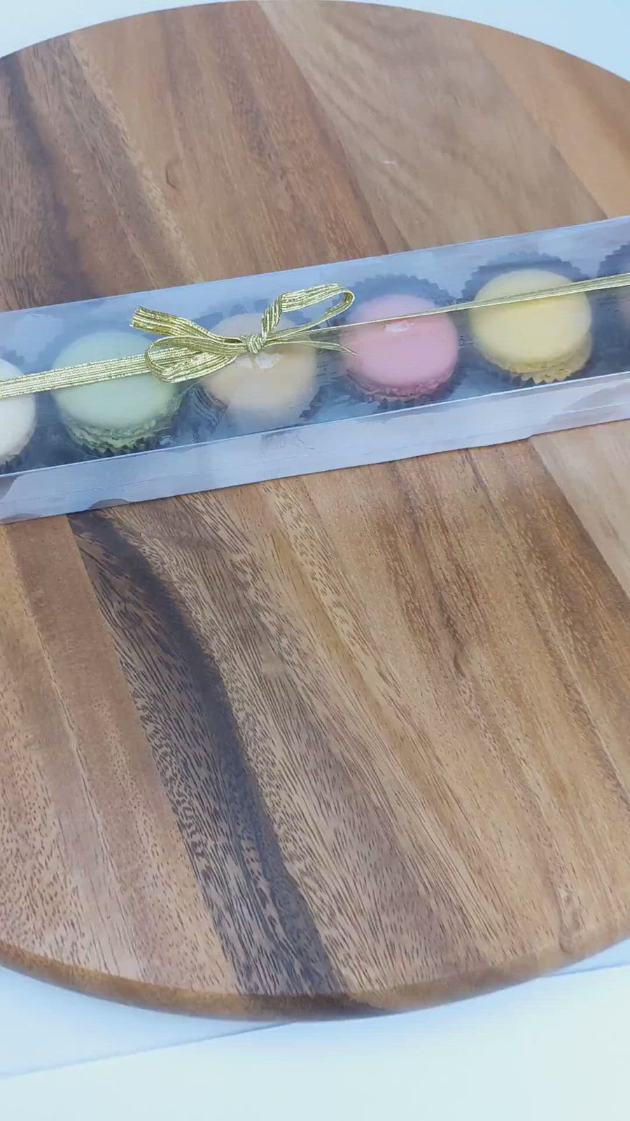 French-Almond-Sweet-Macarons-video.mp4