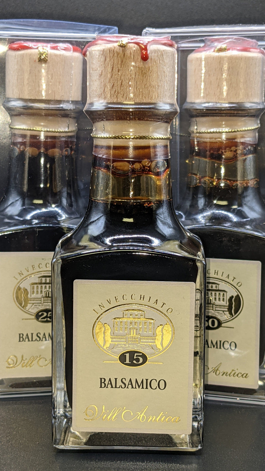 Vill_Antica-Balsamico-Collection-Aged-15-Years-25-years-50-years-Italy-top-Balsamic-Vinegar-Real-Gourmet-food-Foodie-balsamic-vinegar