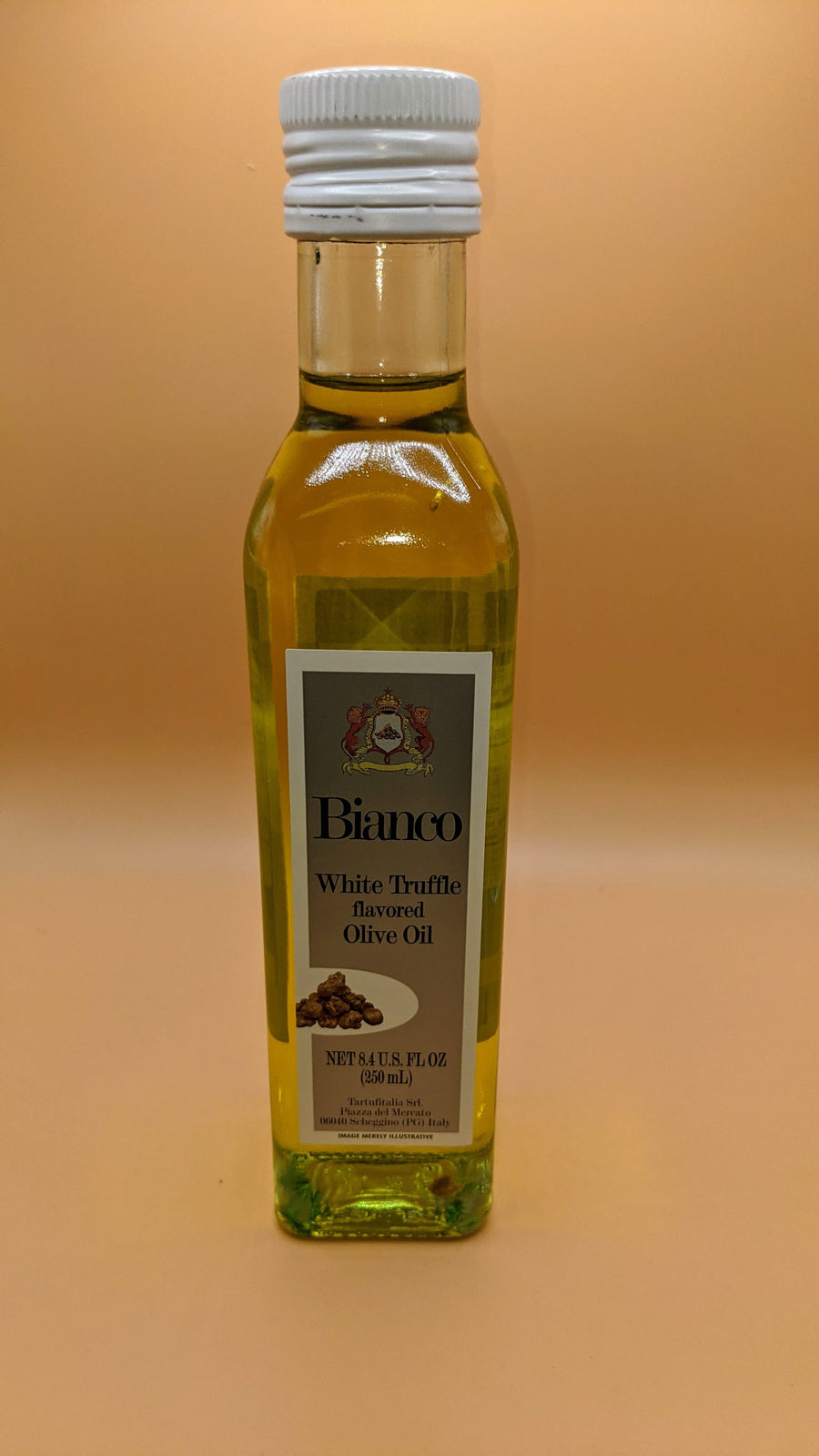 Bottle-of-Bianco-Olive-Oil-White-truffle-8.4-oz-real-gourmet-food-foodie